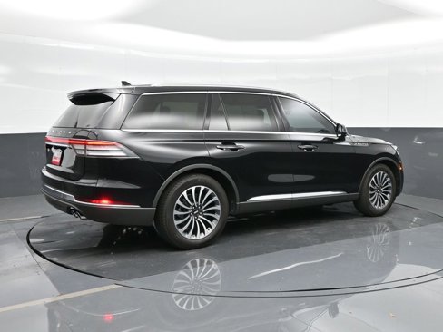 Used 2023 Lincoln Aviator Reserve w/ Elements Package Plus image 7