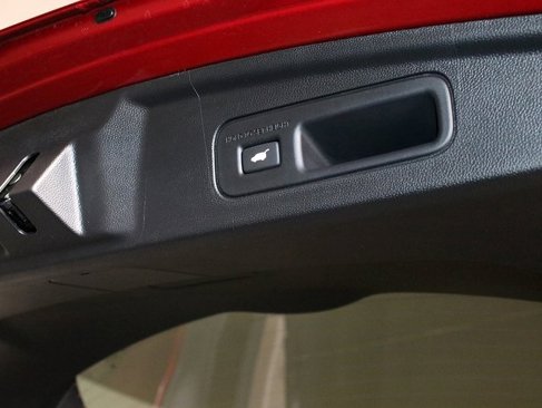 Used 2025 Acura MDX w/ Technology Package image 35