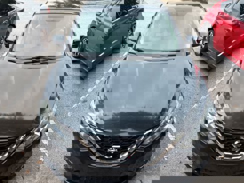 Used 2016 Nissan Sentra SV image 2