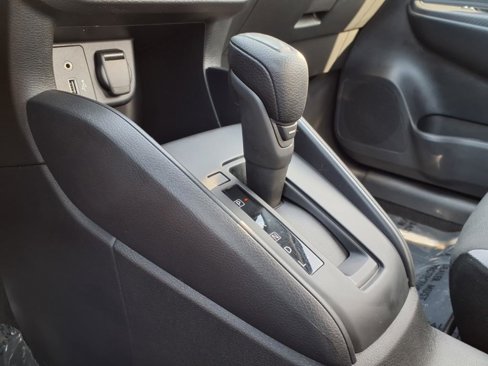 Used 2025 Nissan Versa S w/ Trunk Package image 7