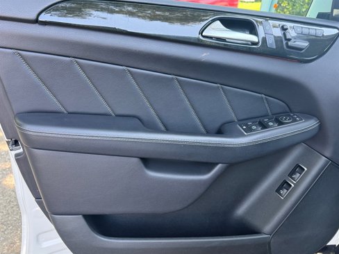 Used 2016 Mercedes-Benz GL 450 4MATIC image 14