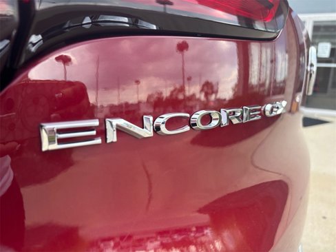 Used 2023 Buick Encore GX Essence w/ Experience Buick Package image 10