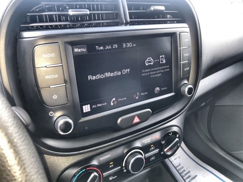 Used 2025 Kia Soul LX w/ LX Technology Package image 16