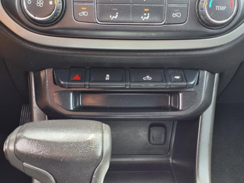 Used 2021 Chevrolet Colorado LT image 22
