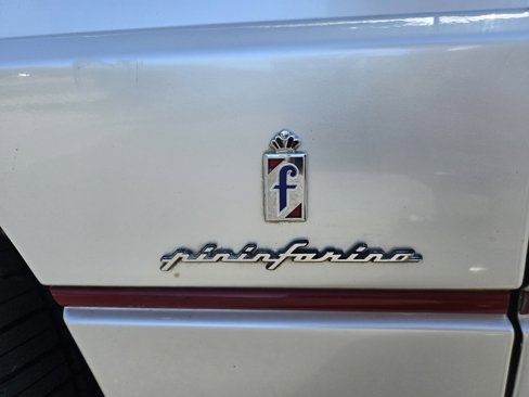 Used 1991 Cadillac Allante image 12