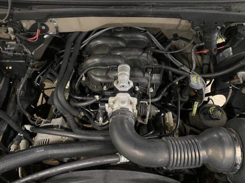 Used 2001 Ford F150 XLT image 10