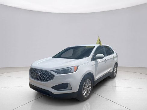 Used 2024 Ford Edge SEL image 12