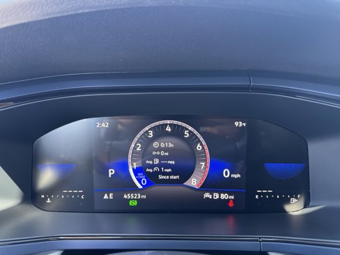 Used 2023 Volkswagen Taos SE w/ Panoramic Sunroof Package image 22