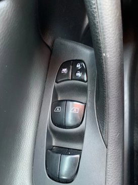 Used 2017 Nissan Altima 2.5 SL w/ 2.5 Technology Package image 23