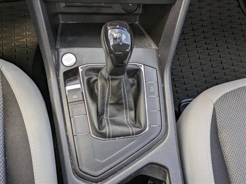 Used 2022 Volkswagen Taos S image 13