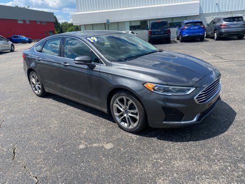 Used 2019 Ford Fusion SEL image 5
