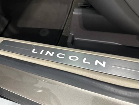 Used 2019 Lincoln MKC Select w/ Select Plus Package image 32