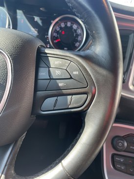 Used 2022 Dodge Challenger SXT image 15