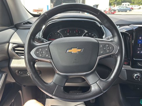 Used 2020 Chevrolet Traverse LT w/ Driver Confidence II Package image 26