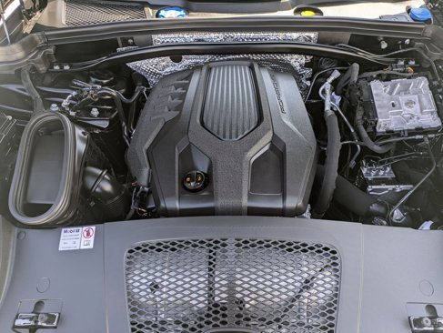 Certified 2024 Porsche Macan image 28