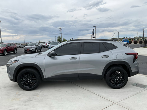 Used 2025 Chevrolet Trax ACTIV w/ Driver Confidence Package image 13