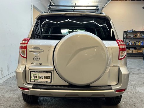 Used 2012 Toyota RAV4 4WD image 5