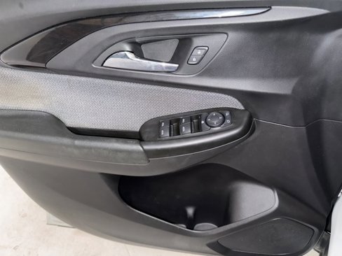 Used 2021 Chevrolet TrailBlazer LT image 14