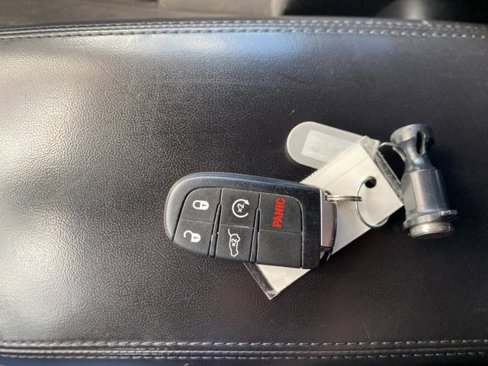 Used 2018 Jeep Grand Cherokee Laredo image 35