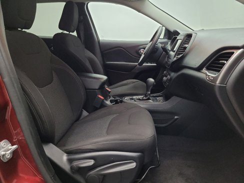 Used 2019 Jeep Cherokee Latitude w/ Popular Appearance Group image 21