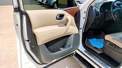 Used 2020 Nissan Armada SL image 9