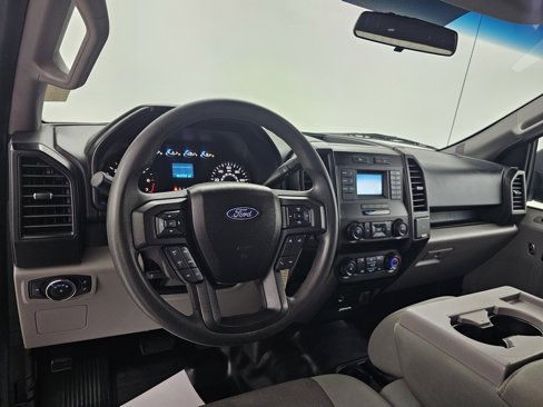 Used 2017 Ford F150 XL w/ Trailer Tow Package w/101A image 9