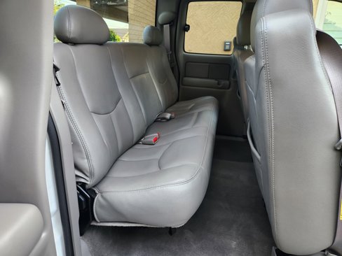 Used 2003 Chevrolet Silverado 3500 LT image 30