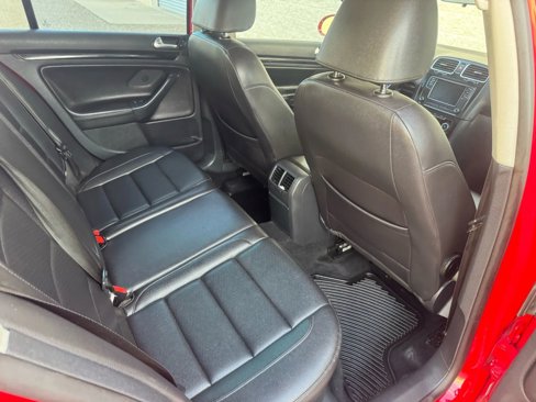 Used 2012 Volkswagen Jetta TDI image 18