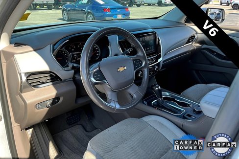 Used 2019 Chevrolet Traverse LT image 16