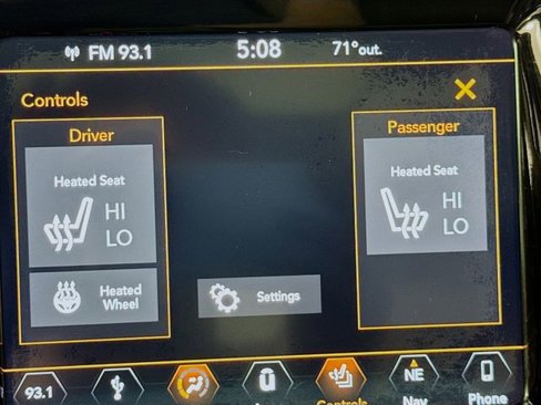 Used 2018 Jeep Compass Limited w/ Navigation Group image 24