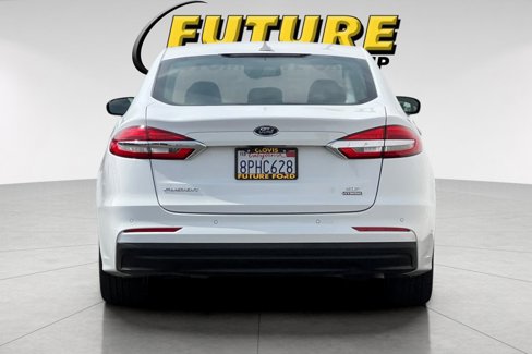 Certified 2020 Ford Fusion SE image 4