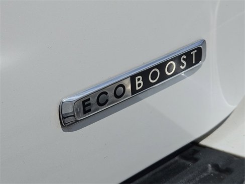 Used 2016 Lincoln Navigator Reserve image 12