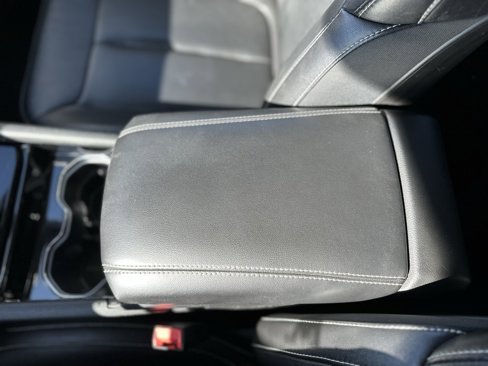 Used 2023 Jeep Grand Cherokee Limited image 23