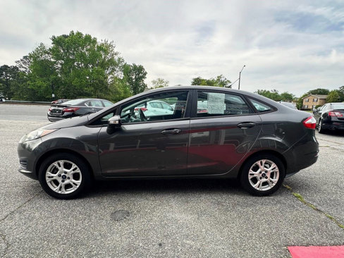 Used 2015 Ford Fiesta SE image 7