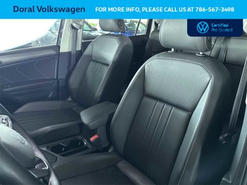 Used 2023 Volkswagen Tiguan SE image 14