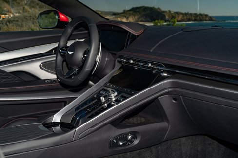 Used 2024 Aston Martin DB12 Coupe image 15