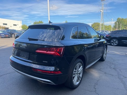 Used 2020 Audi Q5 2.0T Premium Plus w/ Premium Plus Package image 8