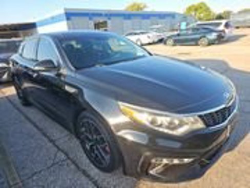 Used 2019 Kia Optima SX image 10