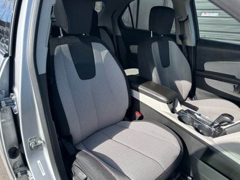 Used 2016 Chevrolet Equinox LT image 16