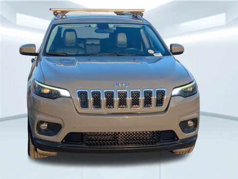 Used 2020 Jeep Cherokee Latitude Plus image 11