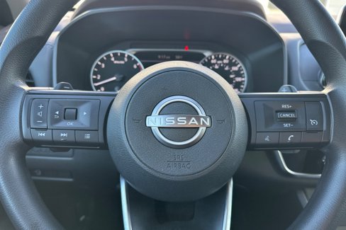 Used 2023 Nissan Rogue S image 20