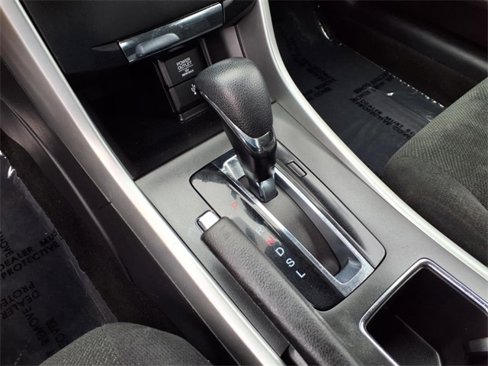 Used 2013 Honda Accord LX image 7