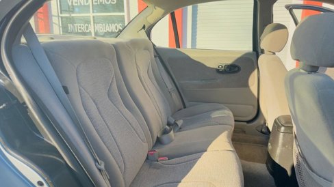 Used 2002 Saturn S-Series SL2 w/ SL2 Option Pkg 2 image 21