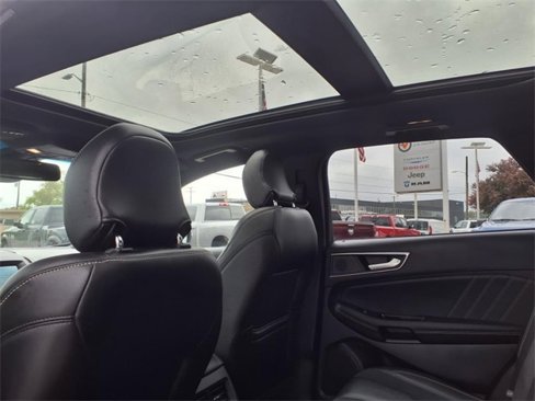 Used 2019 Ford Edge ST w/ Equipment Group 401A image 17