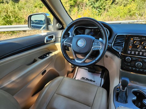 Used 2020 Jeep Grand Cherokee Limited image 18