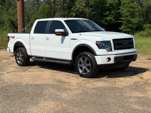 Used 2014 Ford F150 XLT w/ Equipment Group 302A Luxury image 6