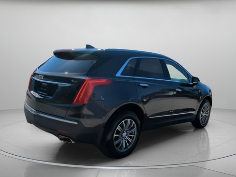 Used 2017 Cadillac XT5 Luxury w/ Driver Awareness Package image 27