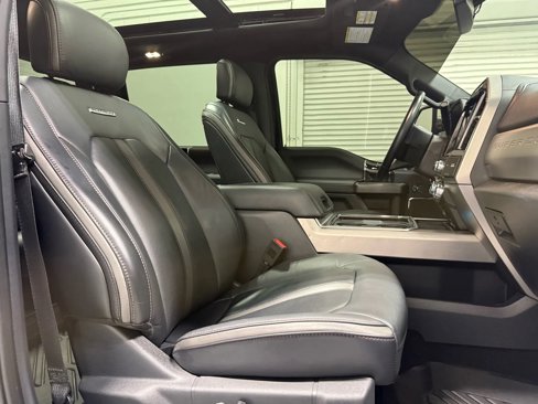 Used 2022 Ford F250 Platinum w/ FX4 Off-Road Package image 31
