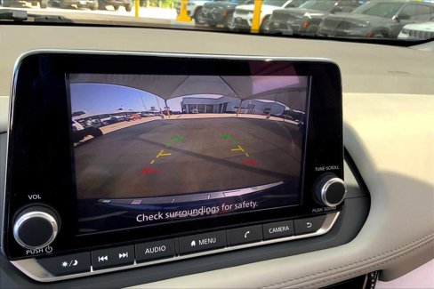 Used 2023 Nissan Rogue SV image 26