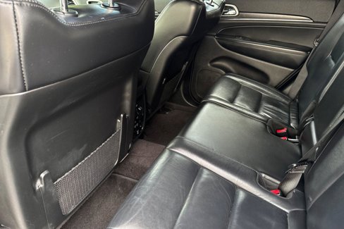 Used 2018 Jeep Grand Cherokee Limited image 14